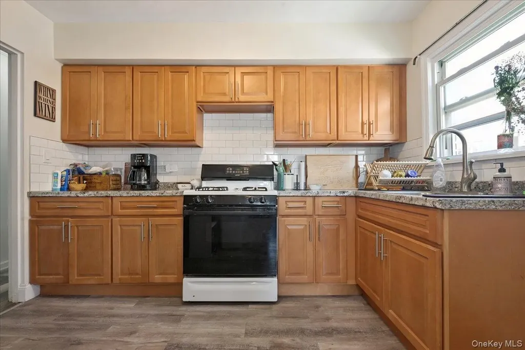 370 E Broadway Long Beach NY 11561