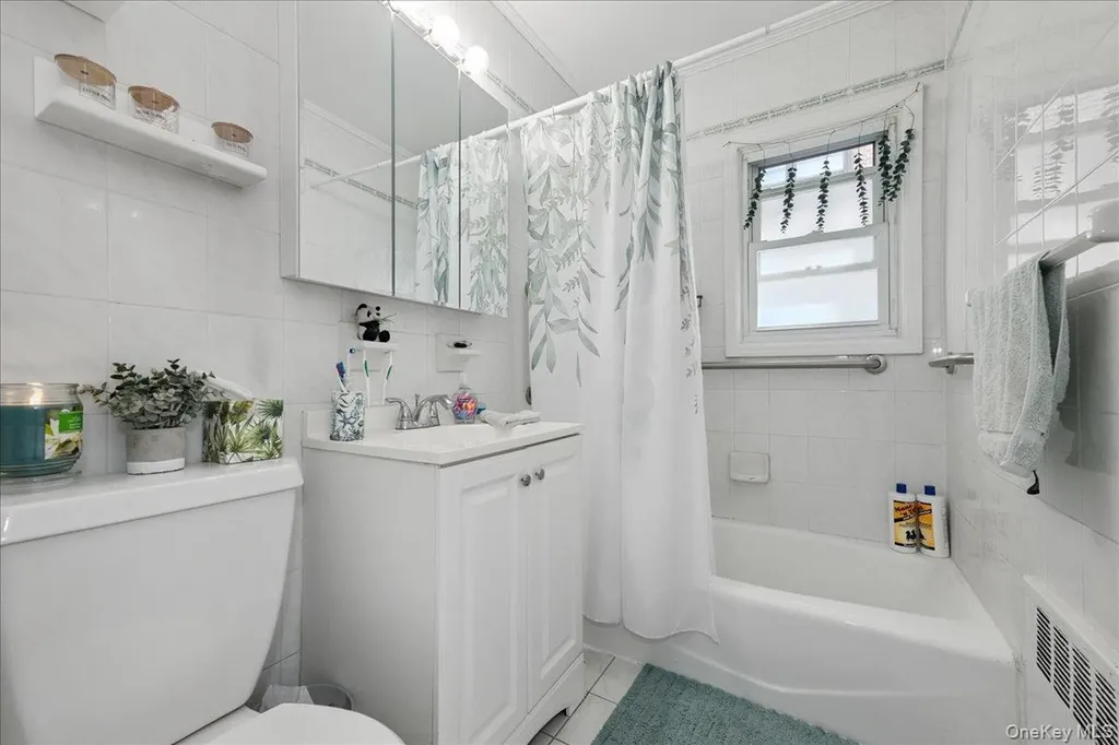 370 E Broadway Long Beach NY 11561