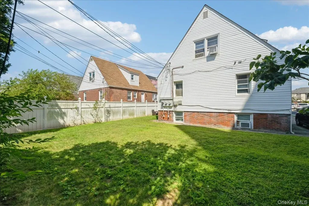 370 E Broadway Long Beach NY 11561