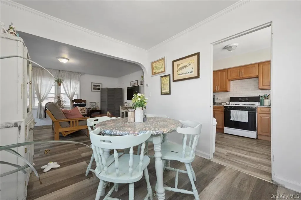 370 E Broadway Long Beach NY 11561