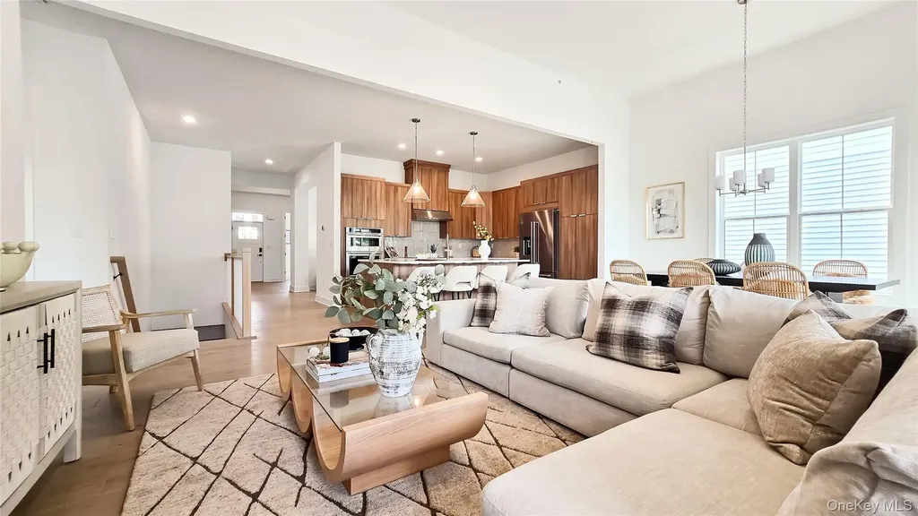 2071 Summit Loop Carmel NY 10512