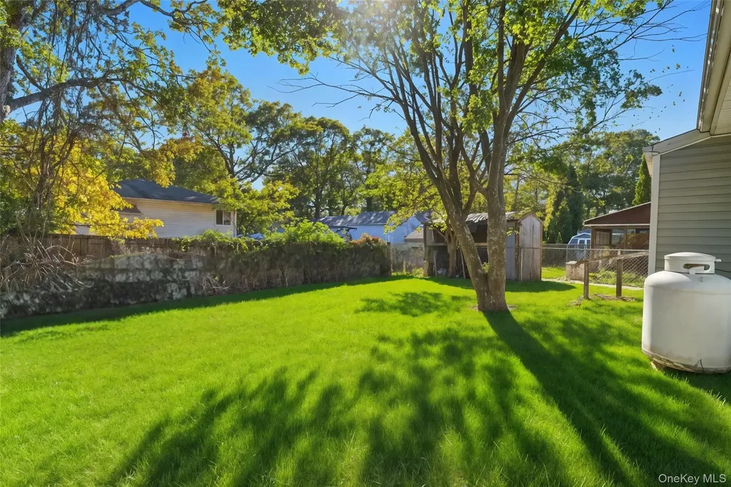180 Main Avenue Mastic NY 11950