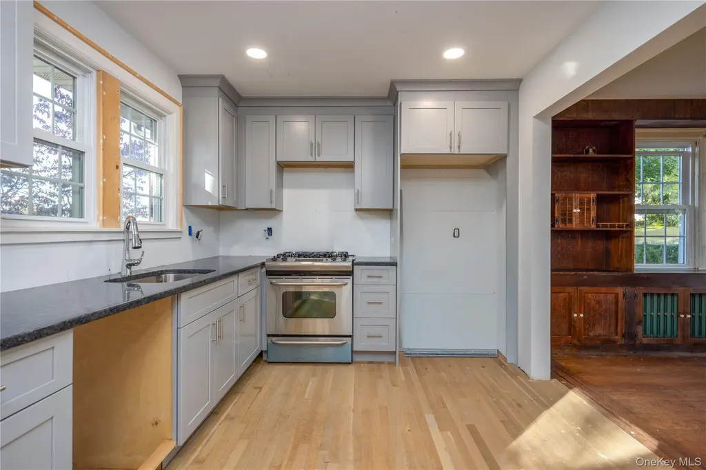 63 Berkshire Road Yonkers NY 10710