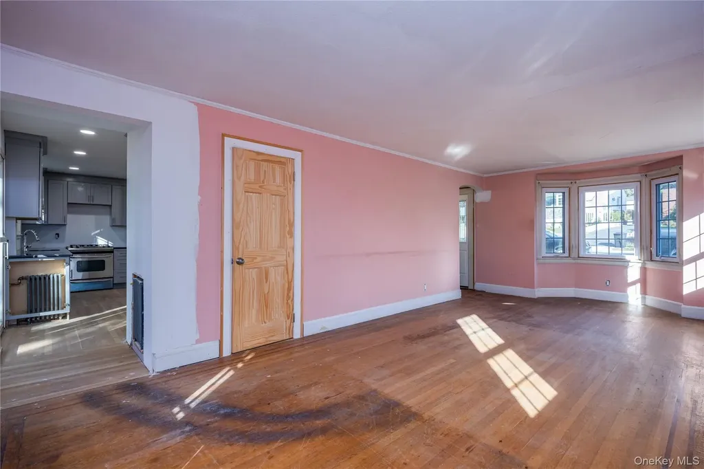 63 Berkshire Road Yonkers NY 10710