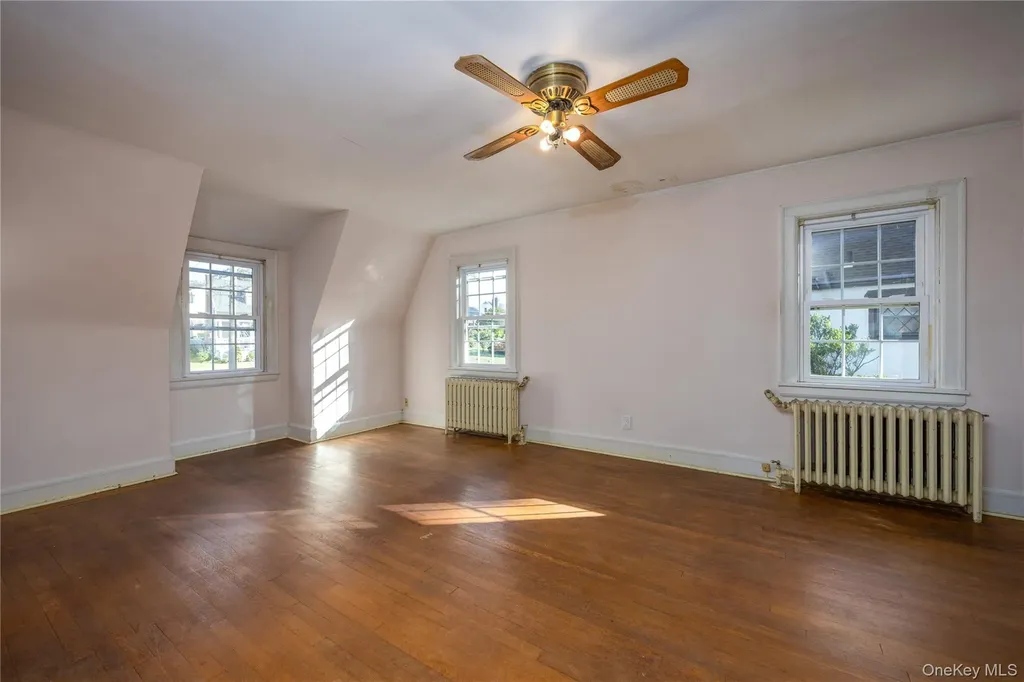 63 Berkshire Road Yonkers NY 10710