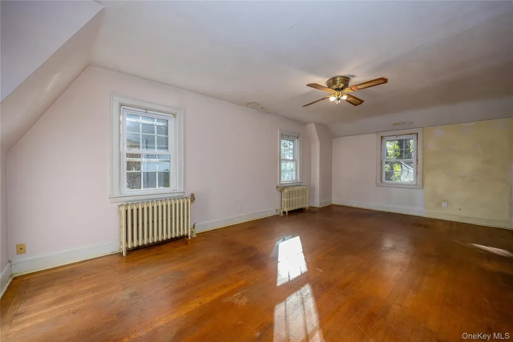 63 Berkshire Road Yonkers NY 10710