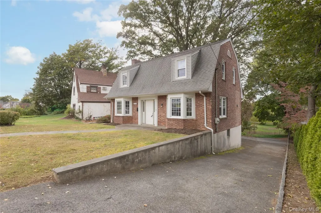 63 Berkshire Road Yonkers NY 10710