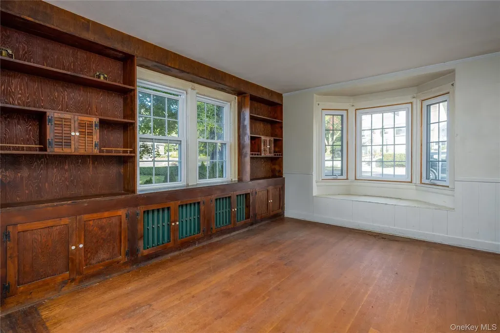 63 Berkshire Road Yonkers NY 10710