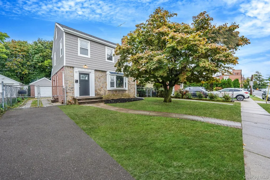 132 Duncan Road Hempstead NY 11550