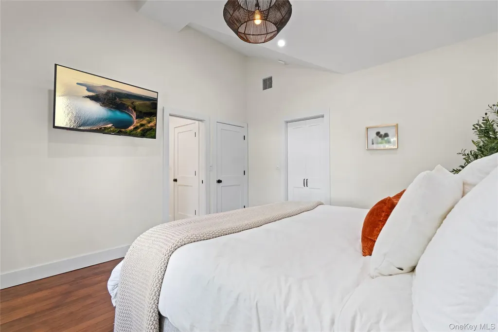 276 Bay Avenue Patchogue NY 11772