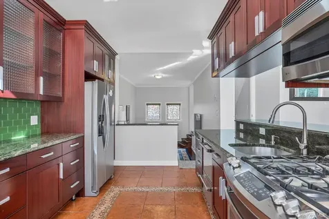 5636 213th Street Bayside NY 11364