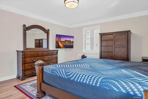 5636 213th Street Bayside NY 11364