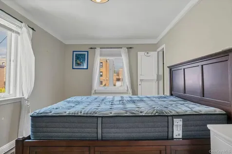 5636 213th Street Bayside NY 11364