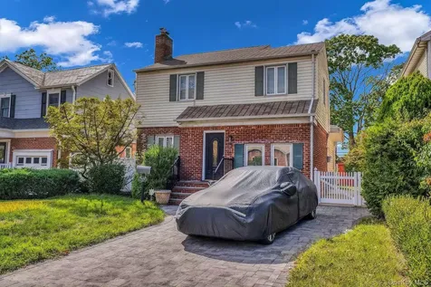 5636 213th Street Bayside NY 11364