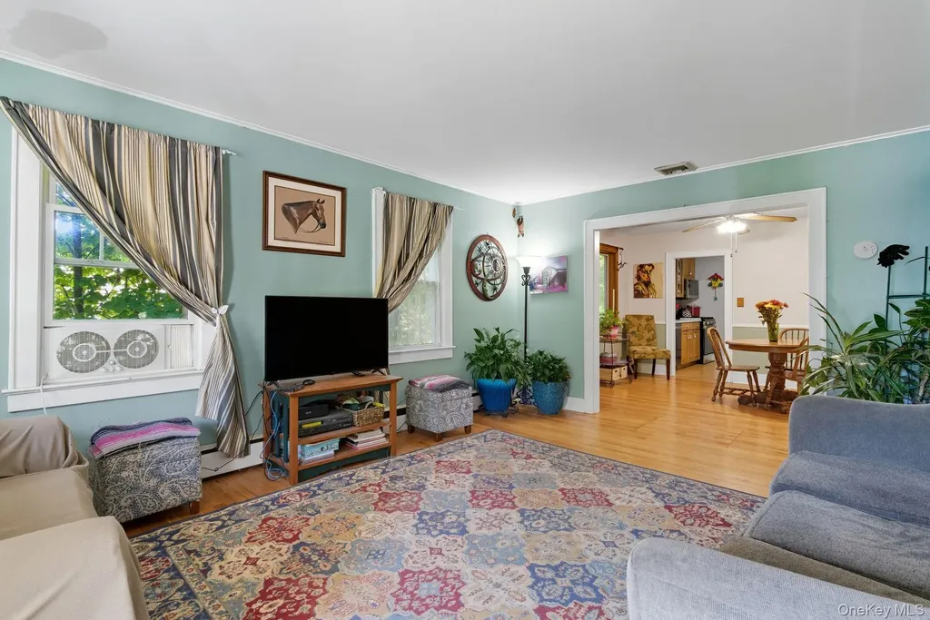 24 Overlook Drive Huntington NY 11743