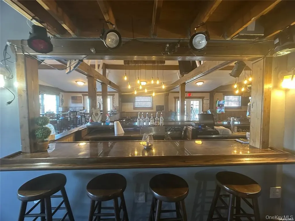3225 Sound Avenue Riverhead NY 11901