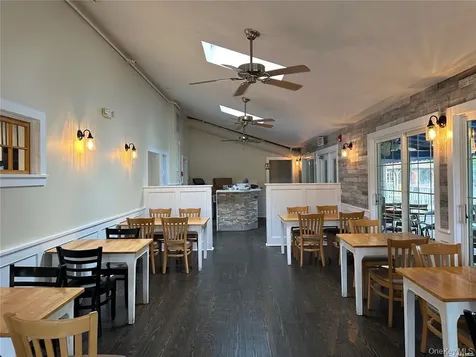 3225 Sound Avenue Riverhead NY 11901