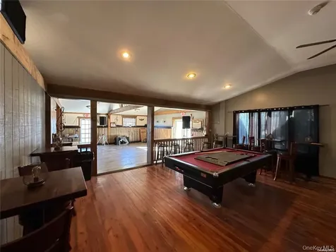 3225 Sound Avenue Riverhead NY 11901