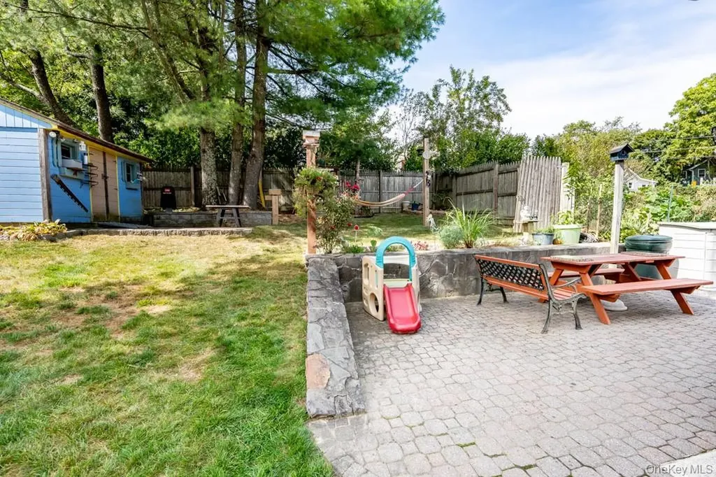 18 Dellacona Road Carmel NY 10512