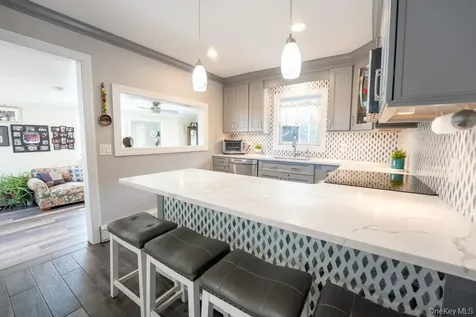 18 Dellacona Road Carmel NY 10512