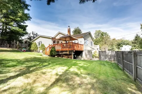 18 Dellacona Road Carmel NY 10512