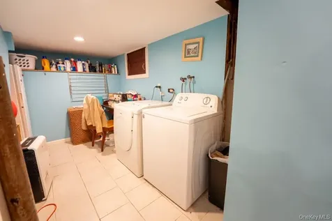 18 Dellacona Road Carmel NY 10512