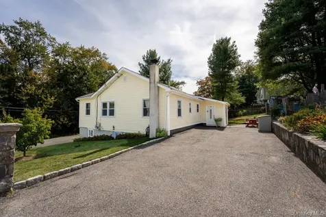 18 Dellacona Road Carmel NY 10512