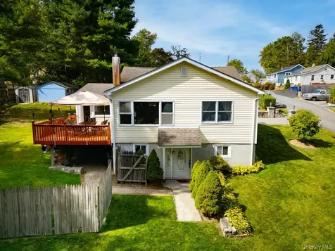 18 Dellacona Road Carmel NY 10512