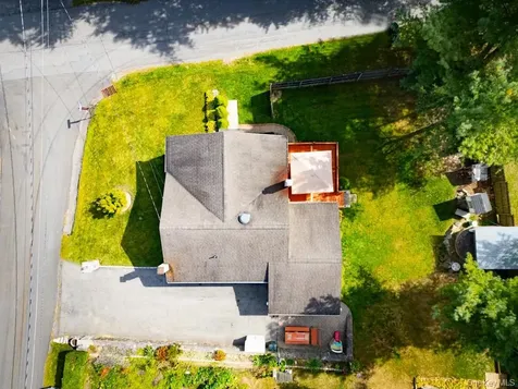 18 Dellacona Road Carmel NY 10512