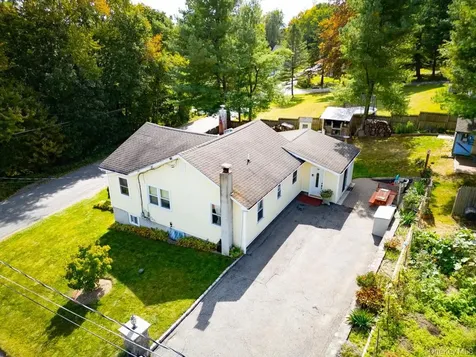18 Dellacona Road Carmel NY 10512
