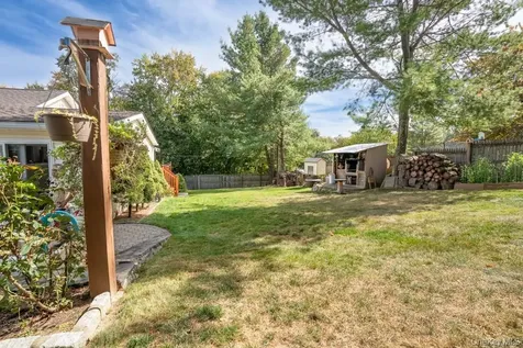 18 Dellacona Road Carmel NY 10512