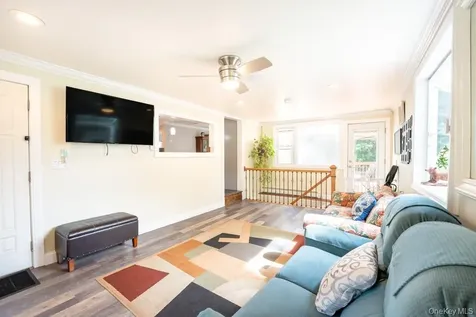 18 Dellacona Road Carmel NY 10512