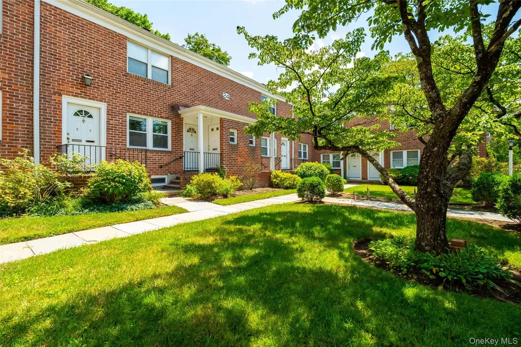 24 Wappanocca Avenue Rye NY 10580