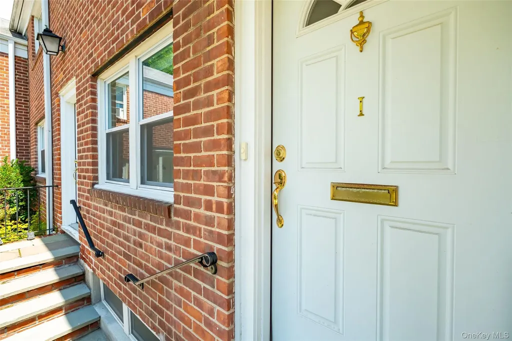 24 Wappanocca Avenue Rye NY 10580