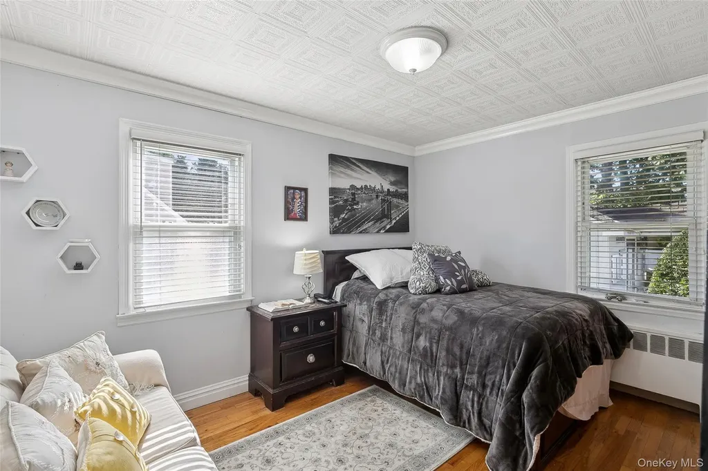 320 W 11th Street Deer Park NY 11729