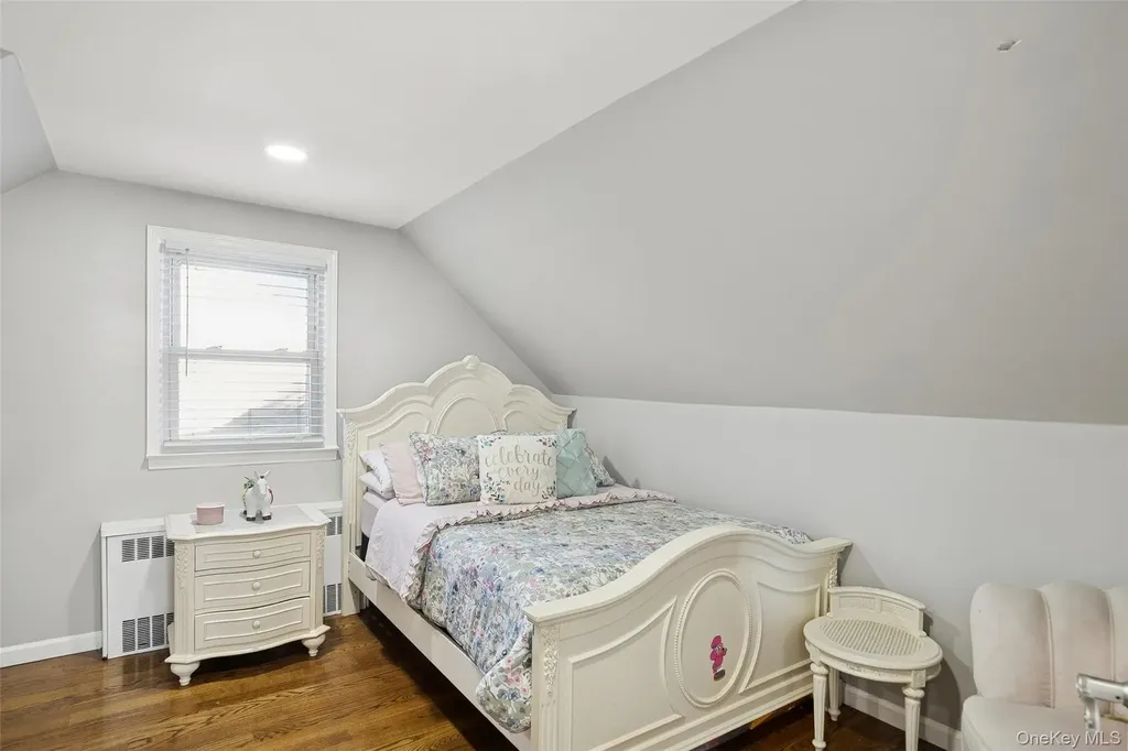 320 W 11th Street Deer Park NY 11729