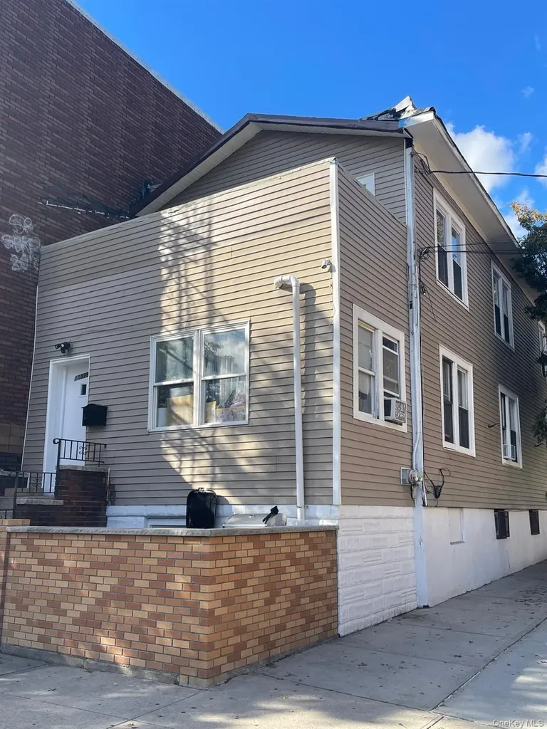 10519 34th Avenue Corona NY 11368