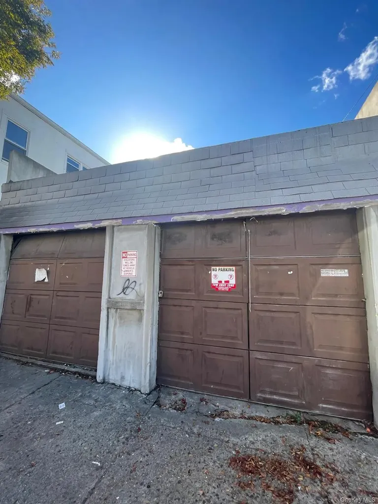 10519 34th Avenue Corona NY 11368