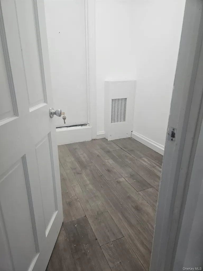 10519 34th Avenue Corona NY 11368