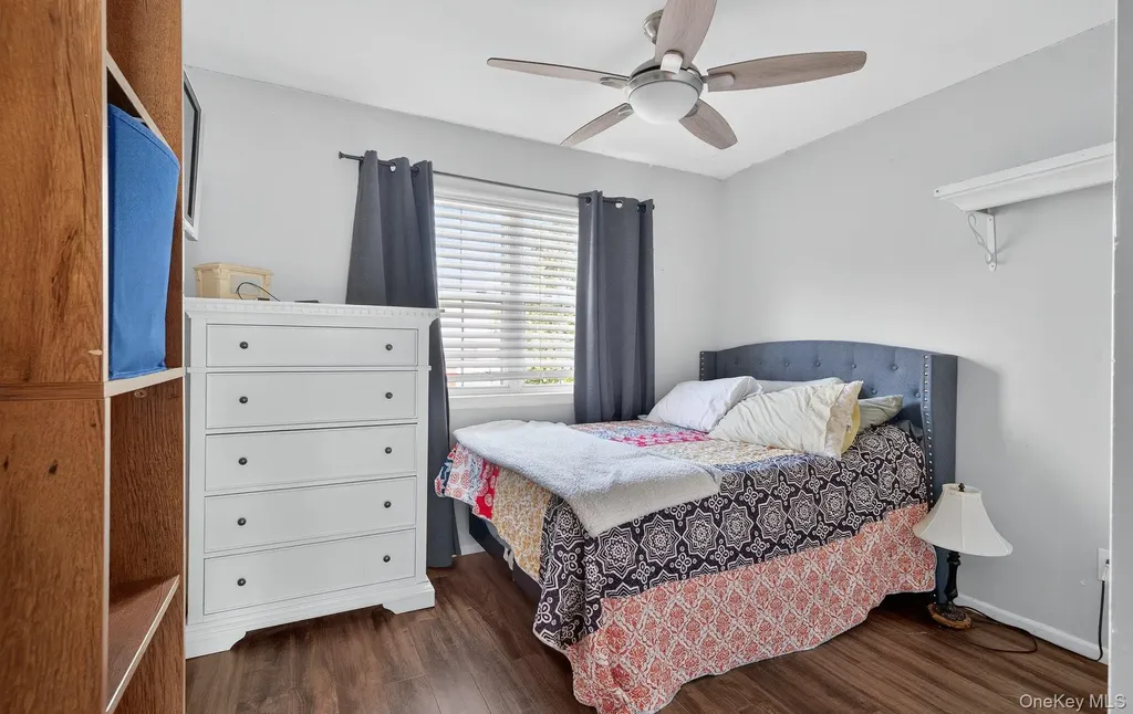 21 Indian Trace Kings Park NY 11754