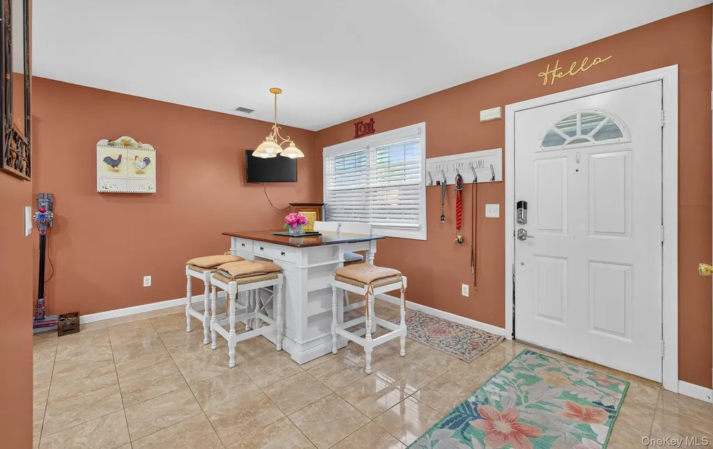 21 Indian Trace Kings Park NY 11754
