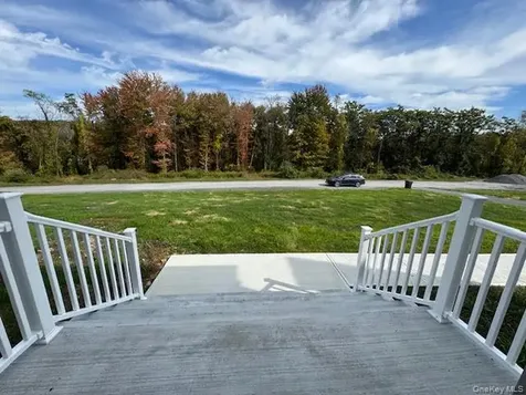 8 Jefferson Avenue New Windsor NY 12553