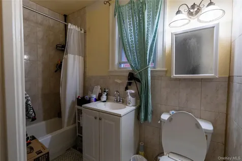 162-19 Laburnum Avenue Flushing NY 11358
