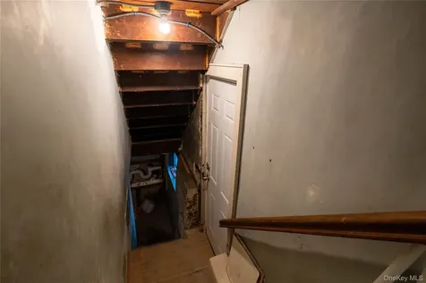 162-19 Laburnum Avenue Flushing NY 11358