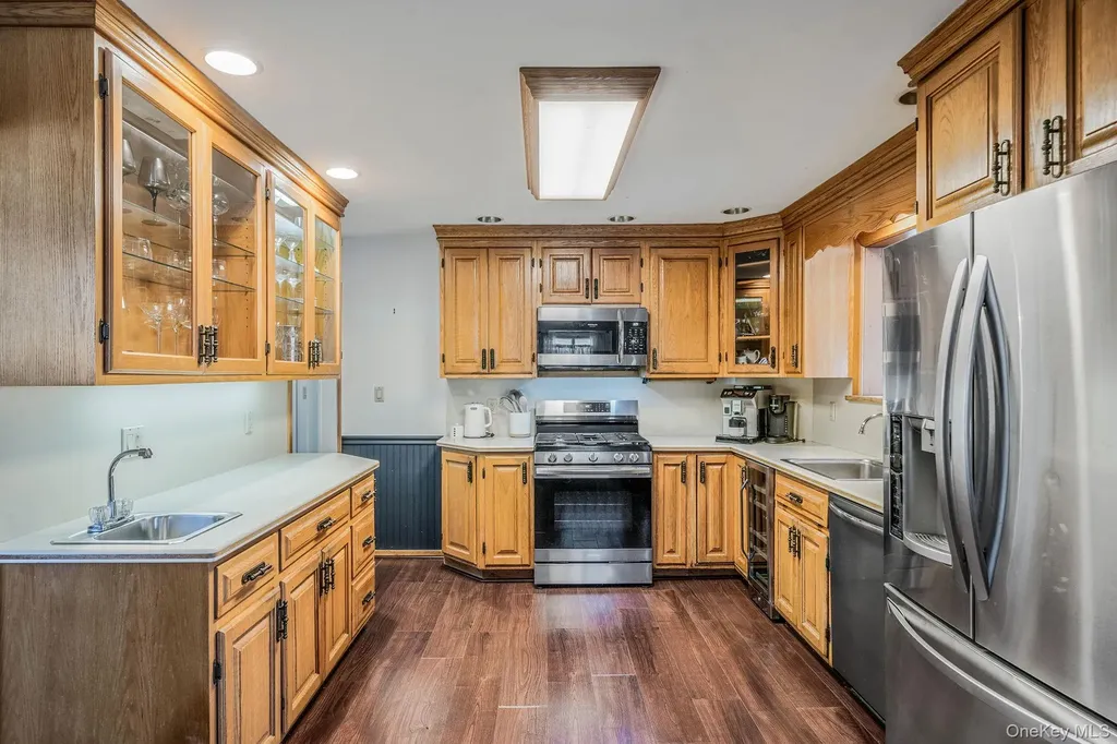 60 Lake Shore Drive Patchogue NY 11772