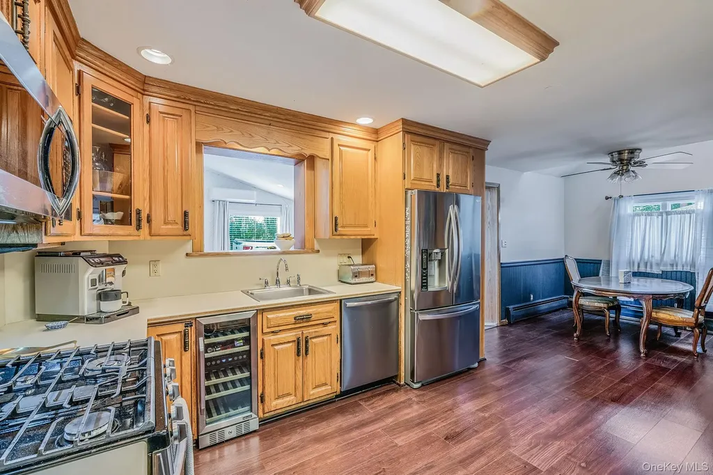 60 Lake Shore Drive Patchogue NY 11772