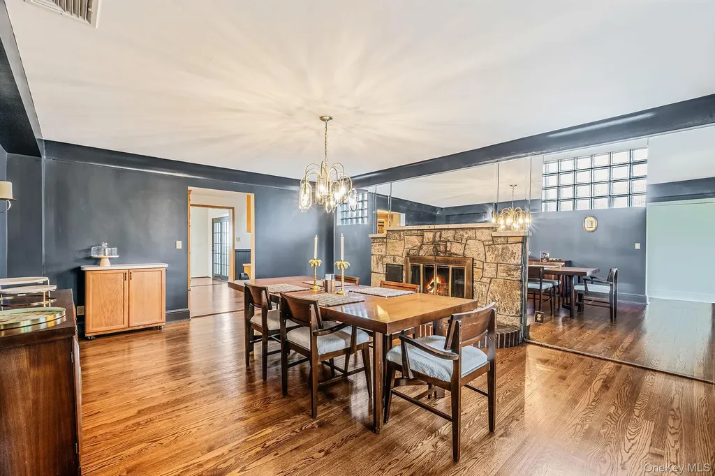 60 Lake Shore Drive Patchogue NY 11772