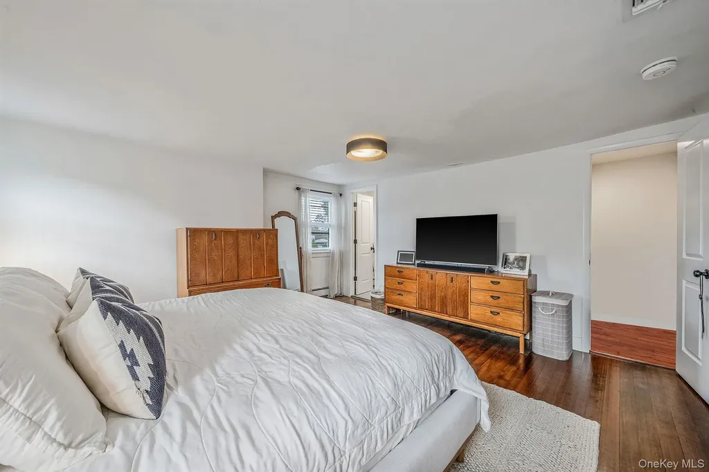 60 Lake Shore Drive Patchogue NY 11772