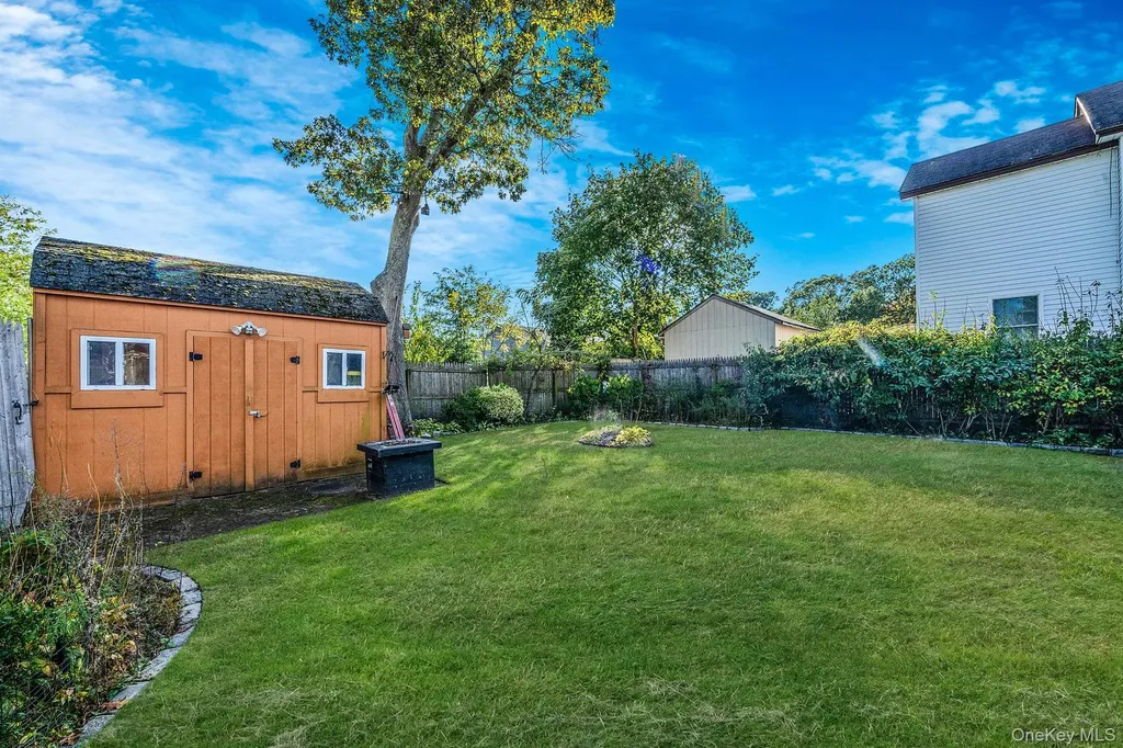 60 Lake Shore Drive Patchogue NY 11772