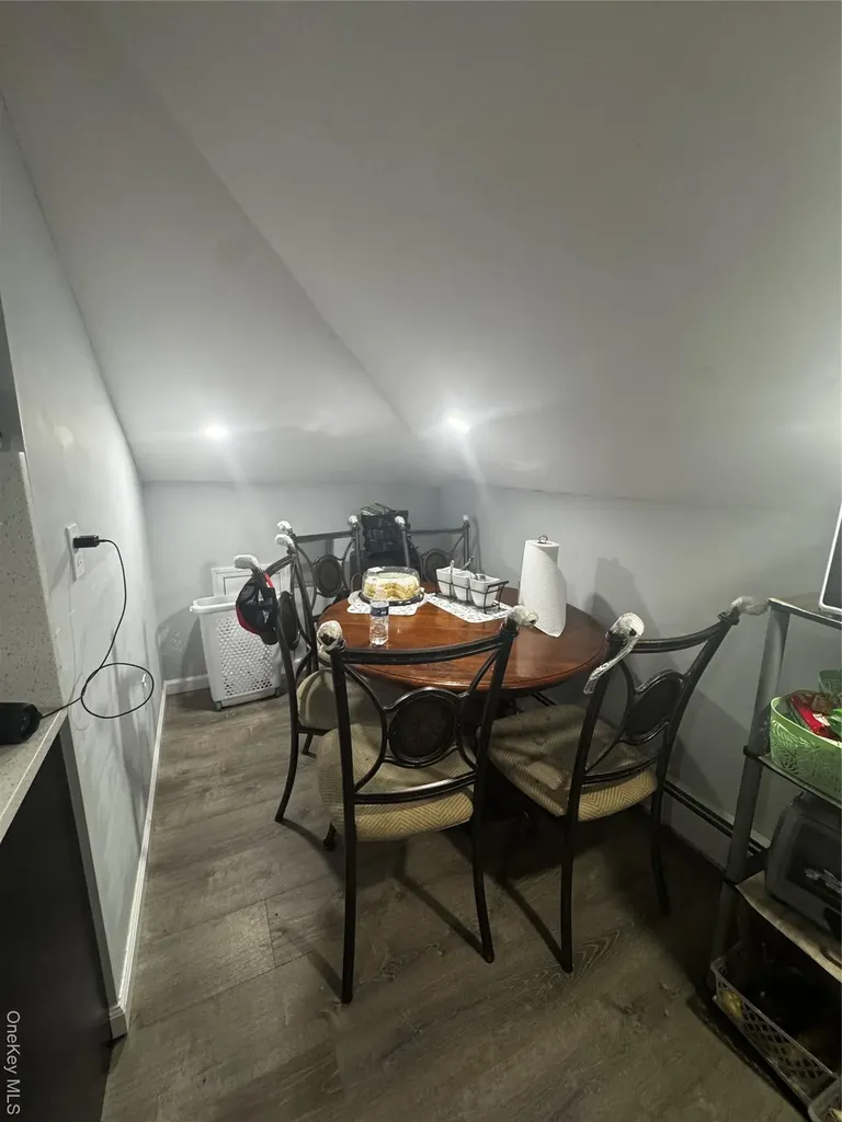 52 Hillside Avenue Freeport NY 11520